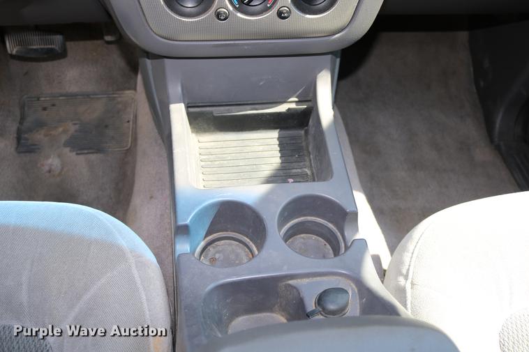 image for item DD0065 2004 Ford Explorer SUV