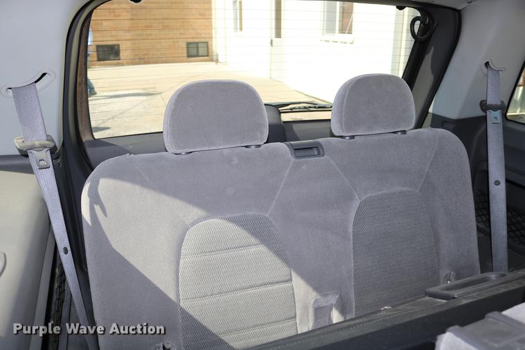 image for item DD0065 2004 Ford Explorer SUV