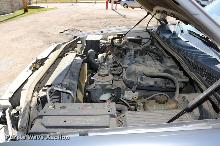 image for item DD0065 2004 Ford Explorer SUV