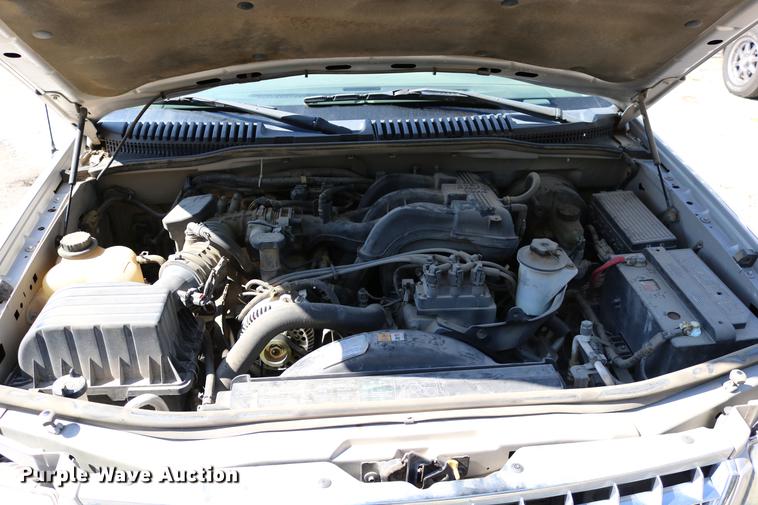image for item DD0065 2004 Ford Explorer SUV