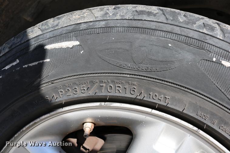 image for item DD0065 2004 Ford Explorer SUV