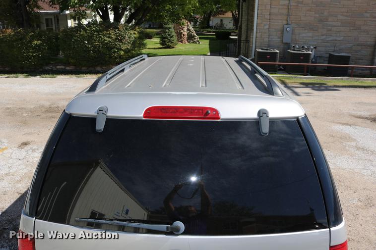 image for item DD0065 2004 Ford Explorer SUV