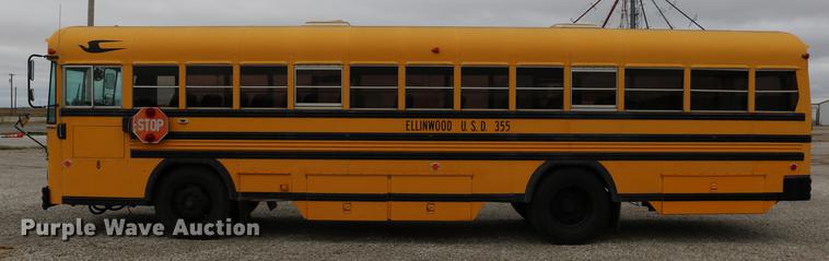 image for item DD0068 1993 Blue Bird TC2000 school bus