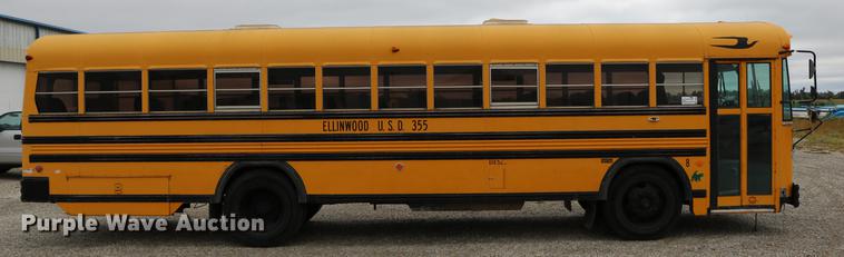 image for item DD0068 1993 Blue Bird TC2000 school bus