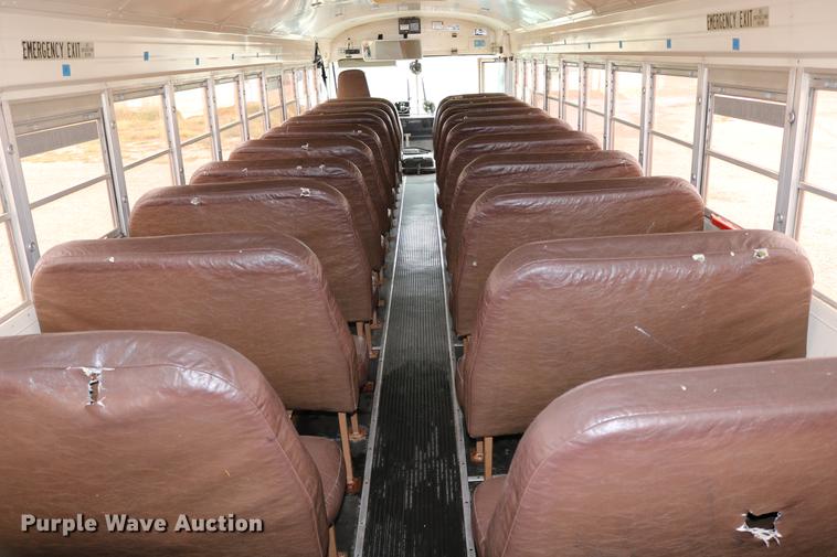 image for item DD0068 1993 Blue Bird TC2000 school bus