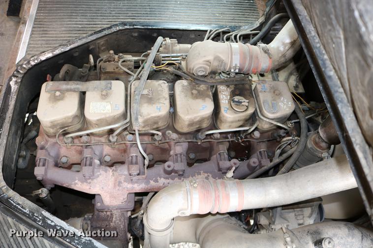 image for item DD0068 1993 Blue Bird TC2000 school bus