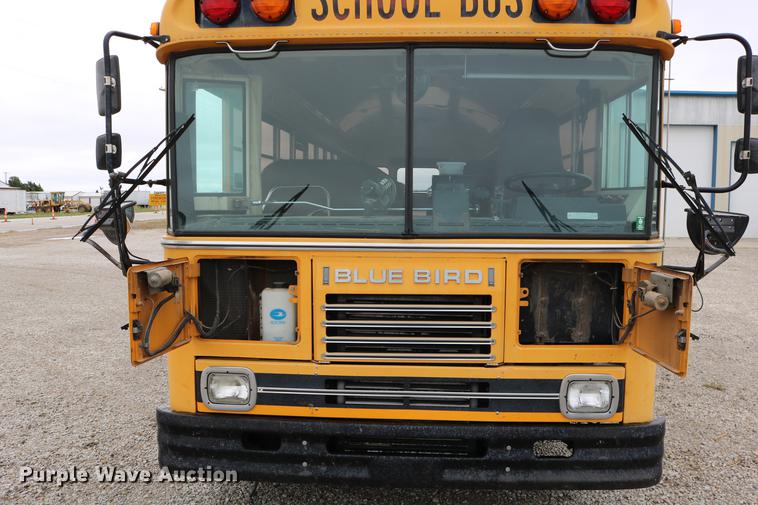 image for item DD0068 1993 Blue Bird TC2000 school bus