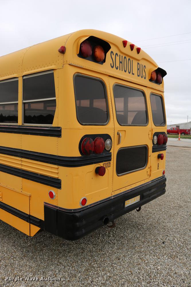 image for item DD0068 1993 Blue Bird TC2000 school bus