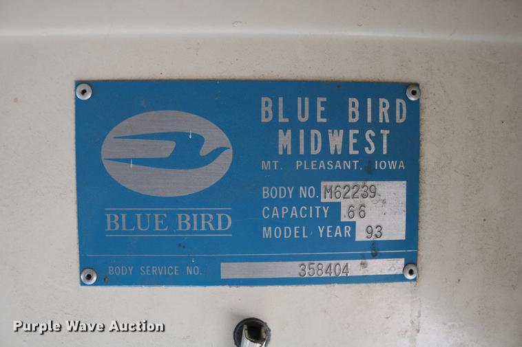 image for item DD0068 1993 Blue Bird TC2000 school bus