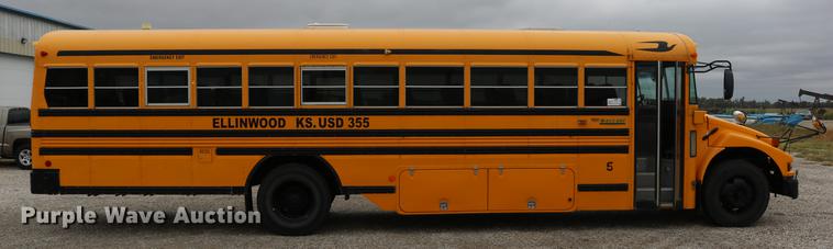 image for item DD0069 2004 Blue Bird Vision school bus