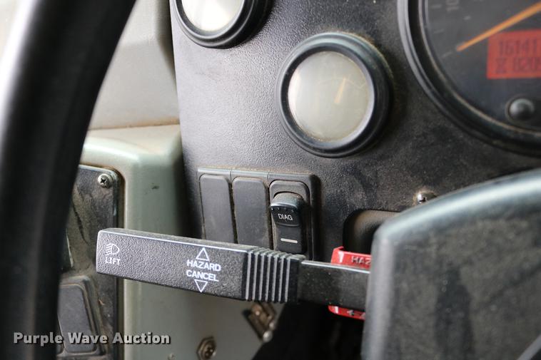 image for item DD0069 2004 Blue Bird Vision school bus