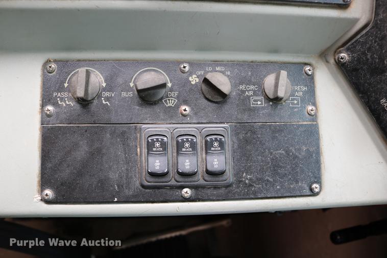 image for item DD0069 2004 Blue Bird Vision school bus