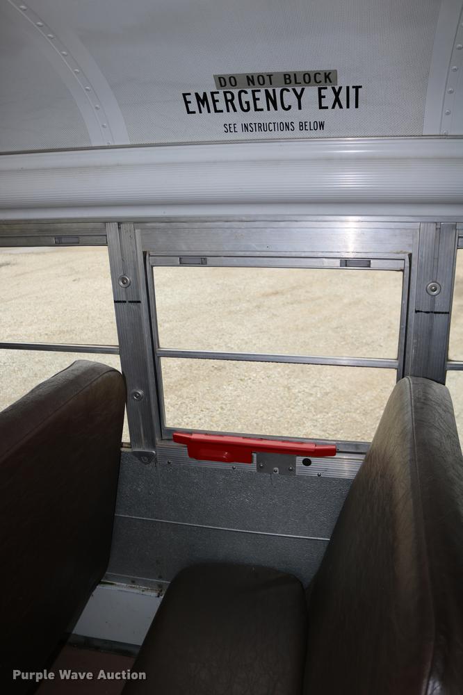 image for item DD0069 2004 Blue Bird Vision school bus