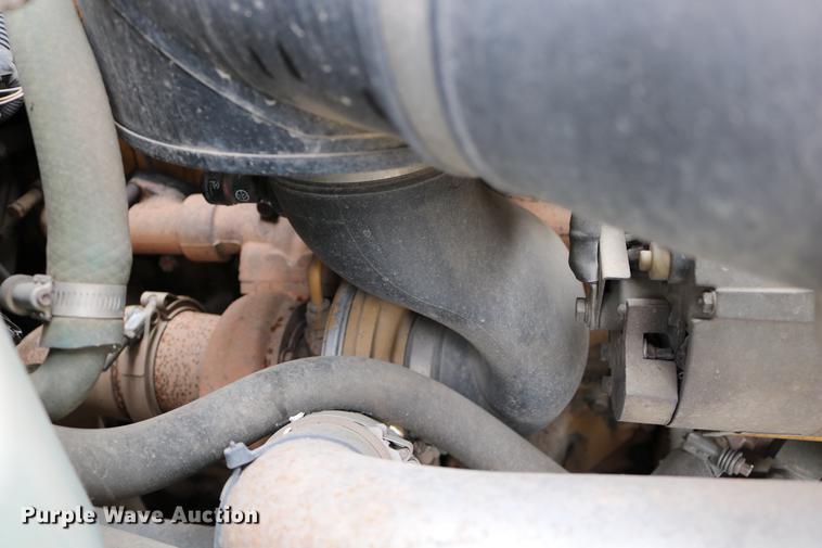 image for item DD0069 2004 Blue Bird Vision school bus