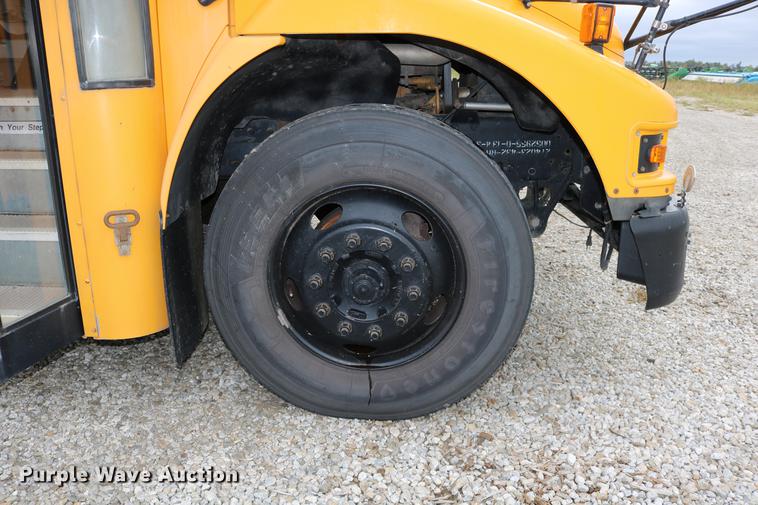 image for item DD0069 2004 Blue Bird Vision school bus