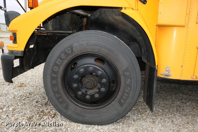 image for item DD0069 2004 Blue Bird Vision school bus