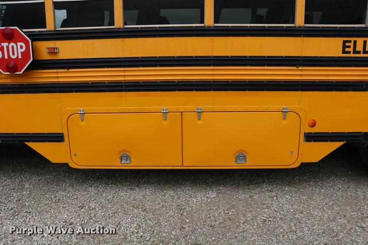 image for item DD0069 2004 Blue Bird Vision school bus