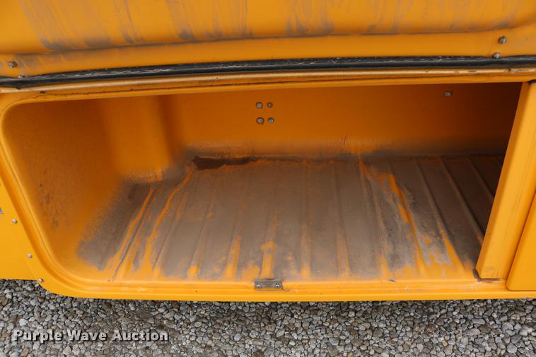 image for item DD0069 2004 Blue Bird Vision school bus