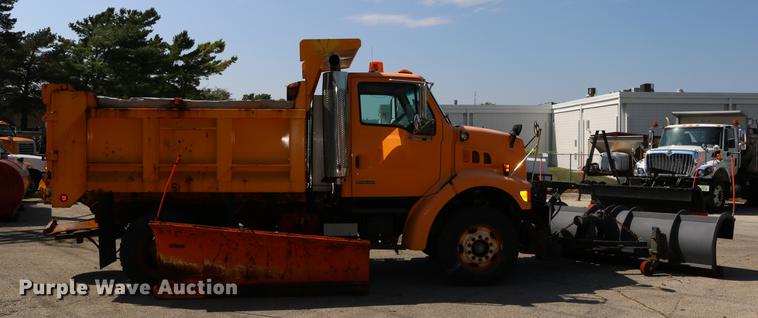 image for item DD0104 2004 Sterling L7500 dump truck