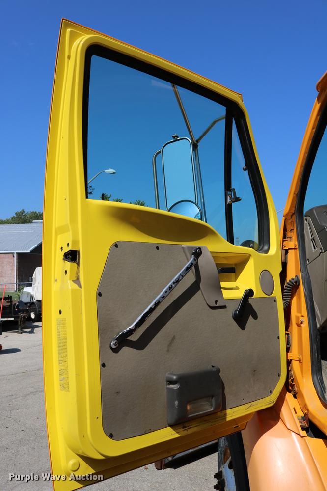 image for item DD0104 2004 Sterling L7500 dump truck