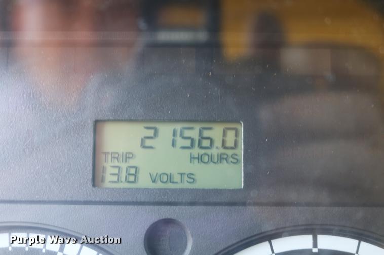 image for item DD0104 2004 Sterling L7500 dump truck