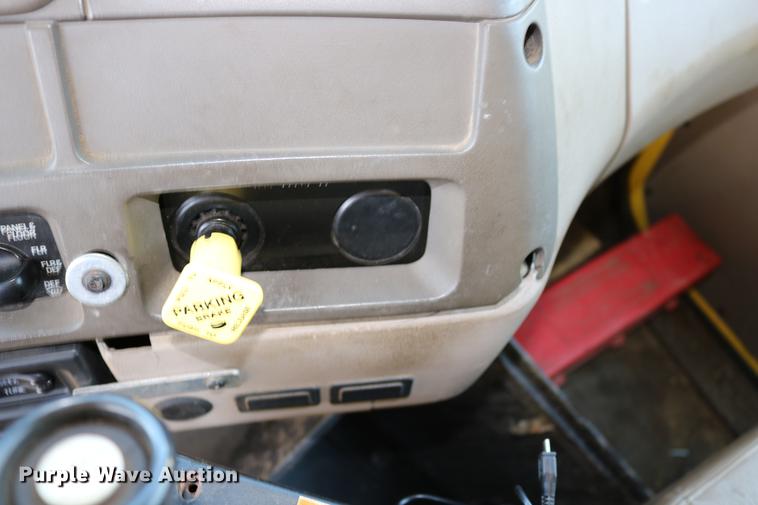 image for item DD0104 2004 Sterling L7500 dump truck