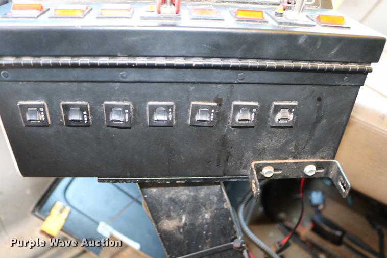 image for item DD0104 2004 Sterling L7500 dump truck