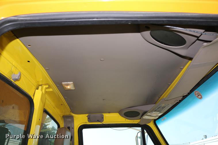 image for item DD0104 2004 Sterling L7500 dump truck