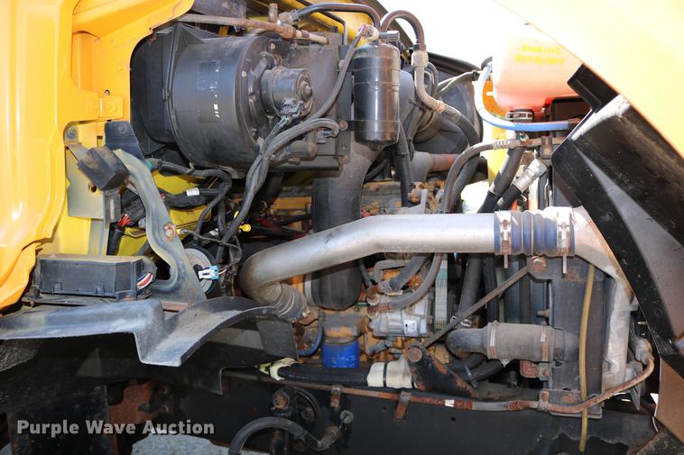 image for item DD0104 2004 Sterling L7500 dump truck