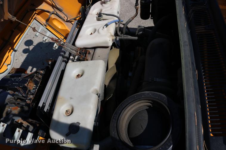 image for item DD0104 2004 Sterling L7500 dump truck