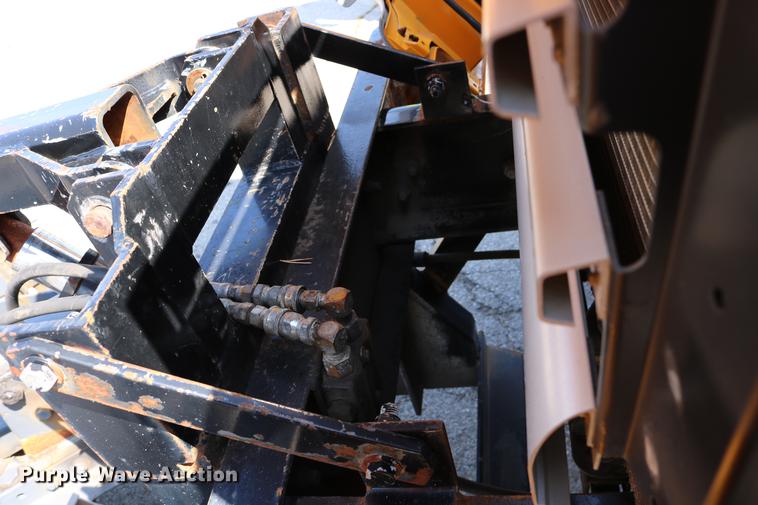 image for item DD0104 2004 Sterling L7500 dump truck