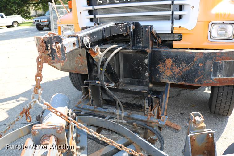 image for item DD0104 2004 Sterling L7500 dump truck