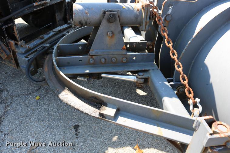 image for item DD0104 2004 Sterling L7500 dump truck