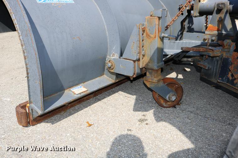 image for item DD0104 2004 Sterling L7500 dump truck