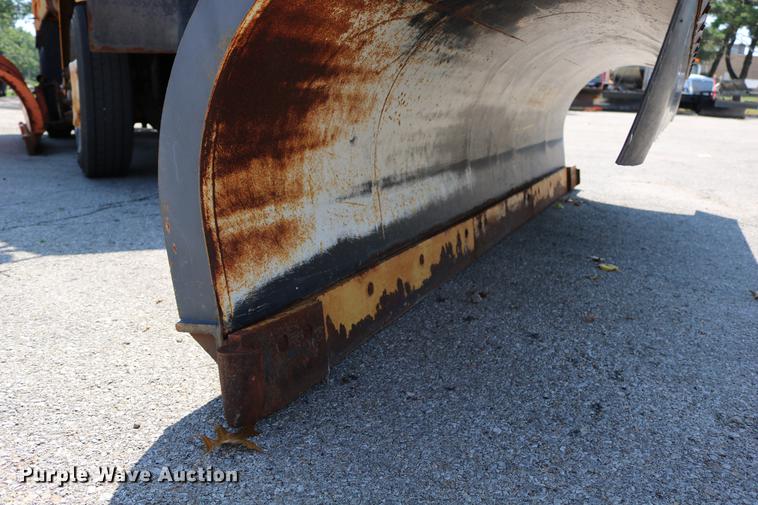 image for item DD0104 2004 Sterling L7500 dump truck