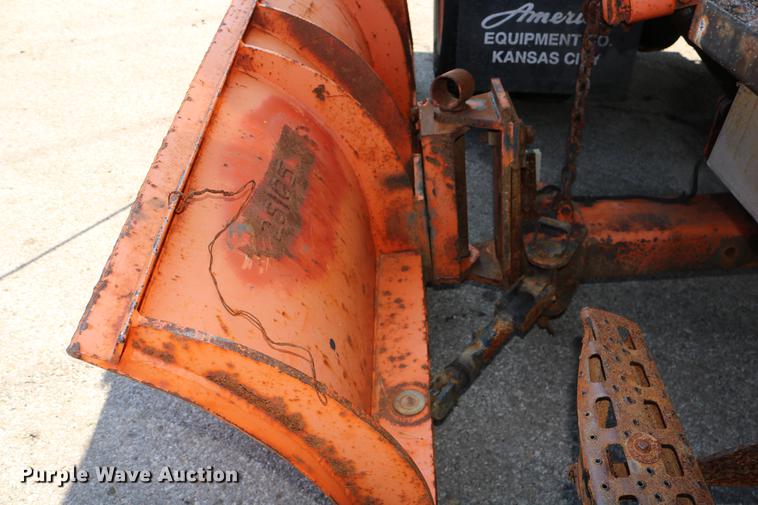 image for item DD0104 2004 Sterling L7500 dump truck