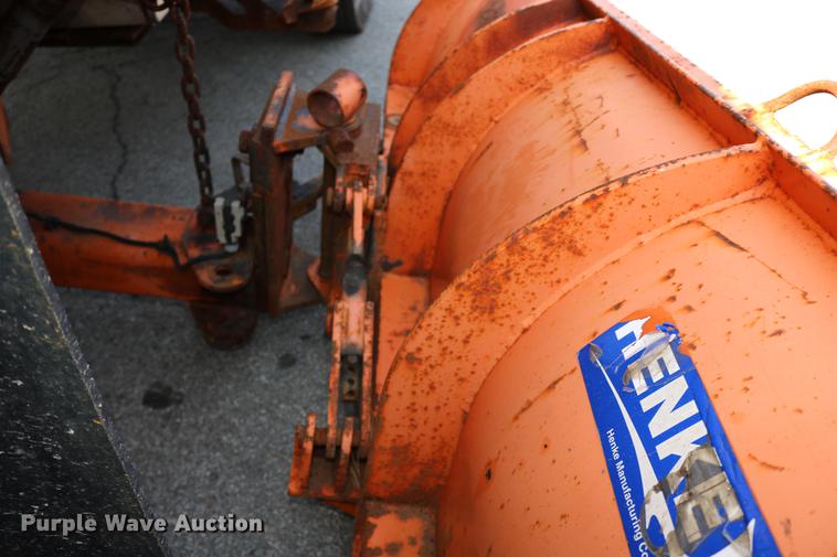 image for item DD0104 2004 Sterling L7500 dump truck