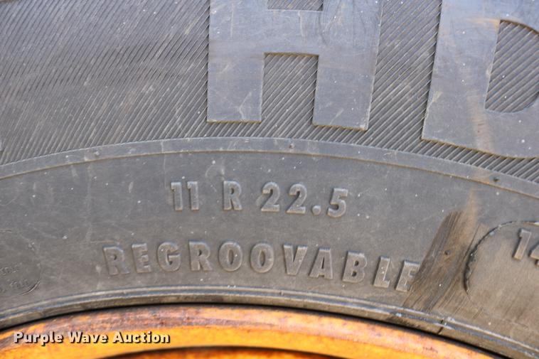 image for item DD0104 2004 Sterling L7500 dump truck