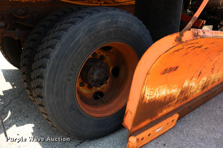 image for item DD0104 2004 Sterling L7500 dump truck