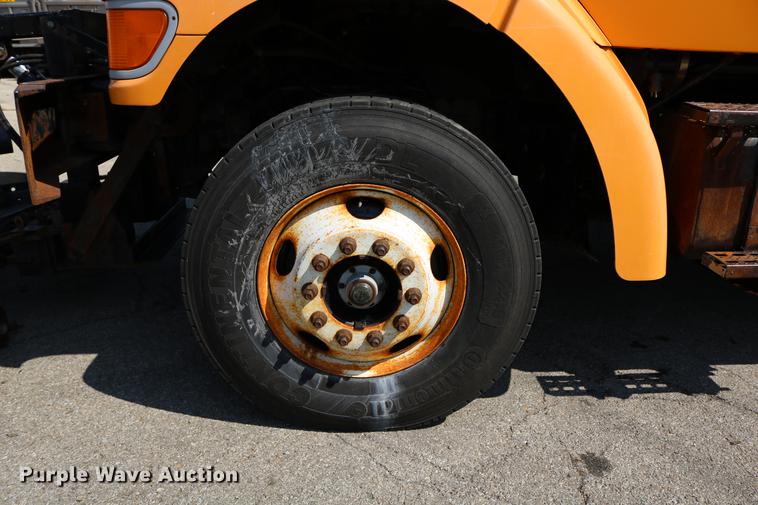 image for item DD0104 2004 Sterling L7500 dump truck