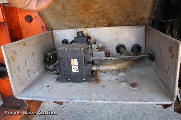 image for item DD0104 2004 Sterling L7500 dump truck