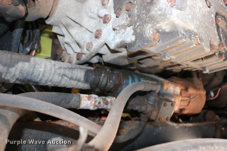 image for item DD0104 2004 Sterling L7500 dump truck