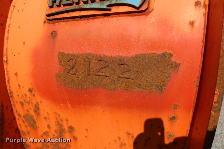 image for item DD0104 2004 Sterling L7500 dump truck