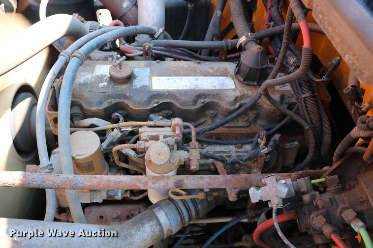 image for item DD0106 2001 Freightliner FL80 dump truck