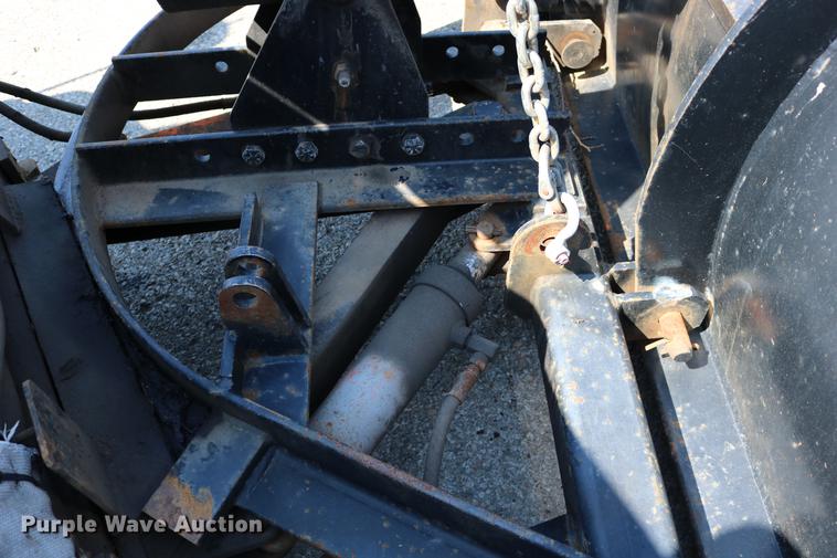 image for item DD0106 2001 Freightliner FL80 dump truck