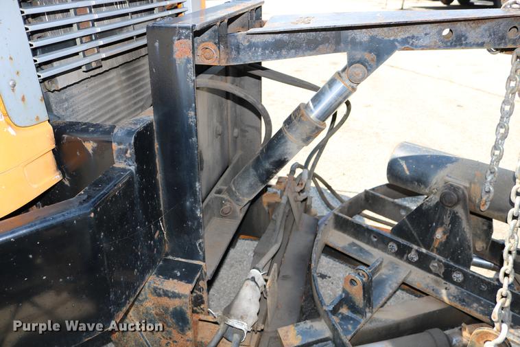 image for item DD0106 2001 Freightliner FL80 dump truck