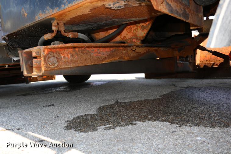 image for item DD0106 2001 Freightliner FL80 dump truck