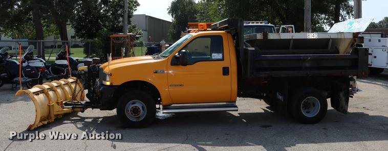 image for item DD0107 2002 Ford F350 Super Duty dump bed pickup truck