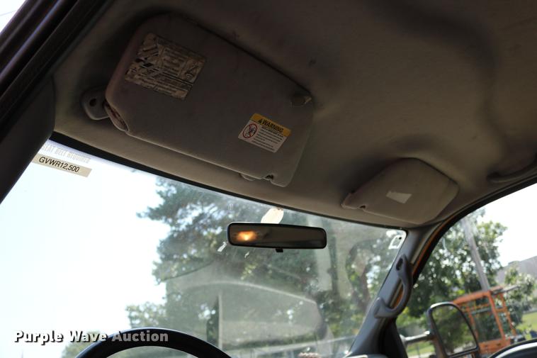 image for item DD0107 2002 Ford F350 Super Duty dump bed pickup truck