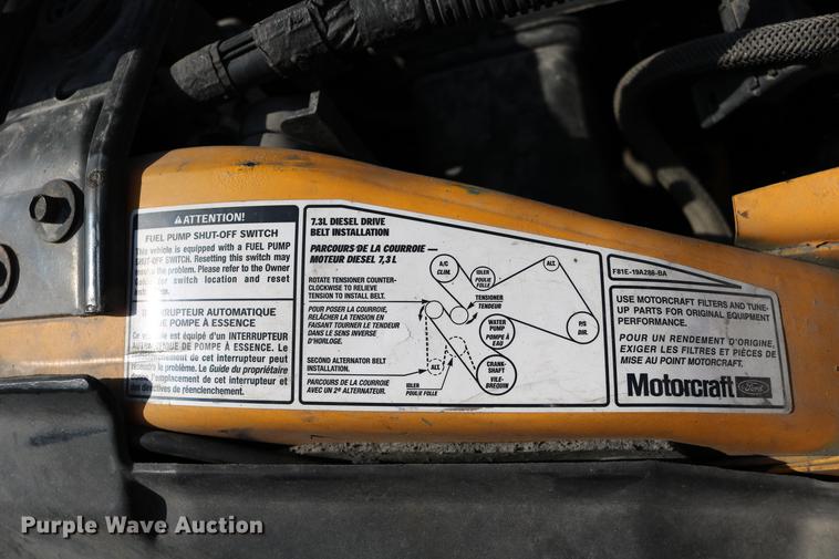 image for item DD0107 2002 Ford F350 Super Duty dump bed pickup truck